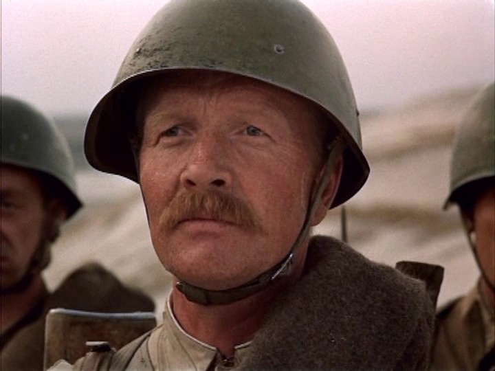 Об известных киноактерах, награжденных на фронте медалями "За боевые заслуги"