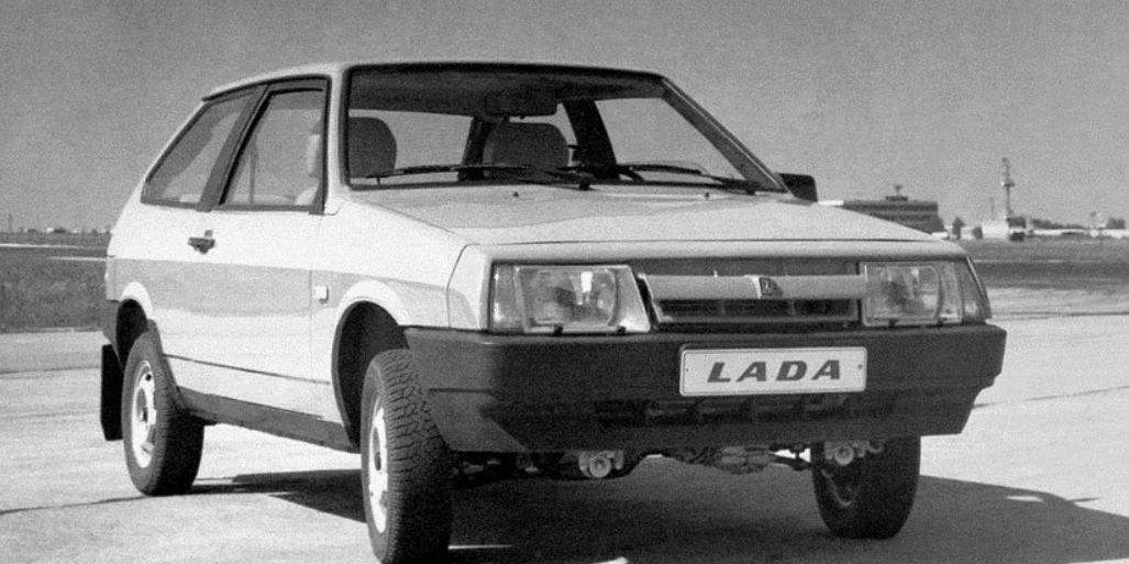 🧡 Советские суперкары: когда СССР грезил скоростью Ferrari