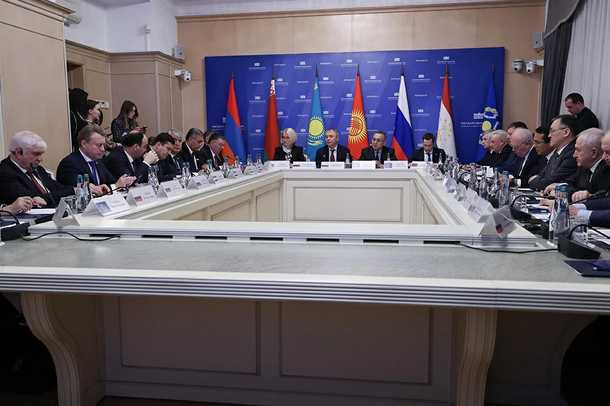    Фото: пресс-служба Госдумы