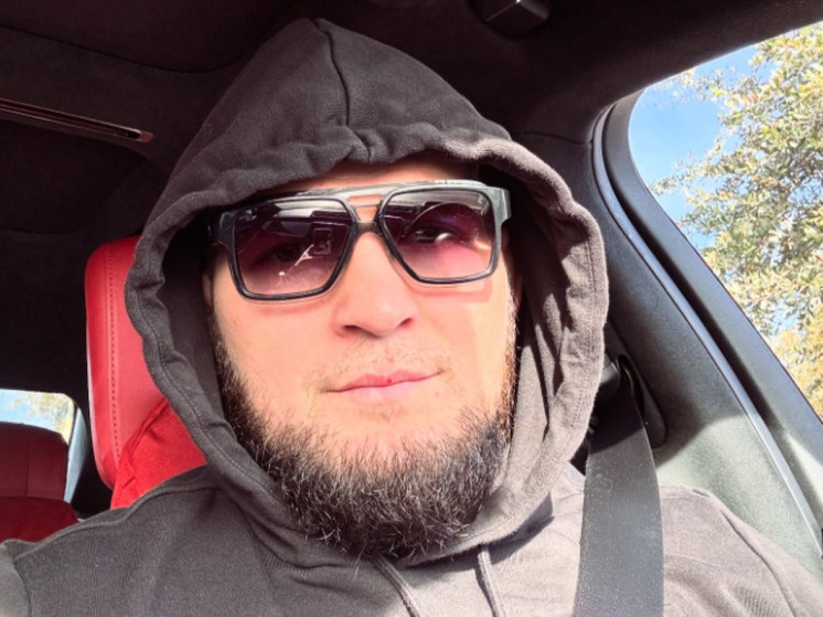     Фото из аккаунта Хабиба Нурмагомедова в социальных сетях