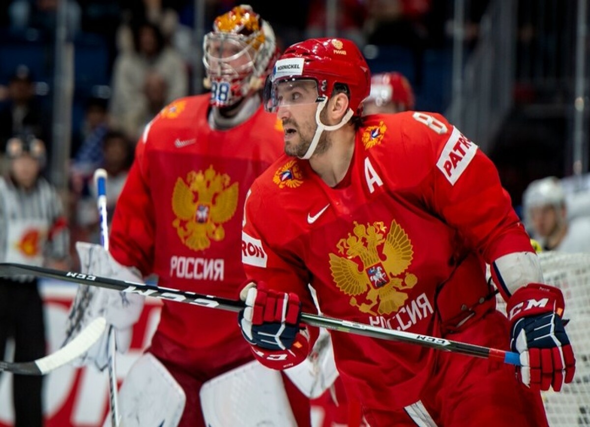    Американский журналист о сборной России по хоккею: недопуск на ОИ затронул и судьбы игроков