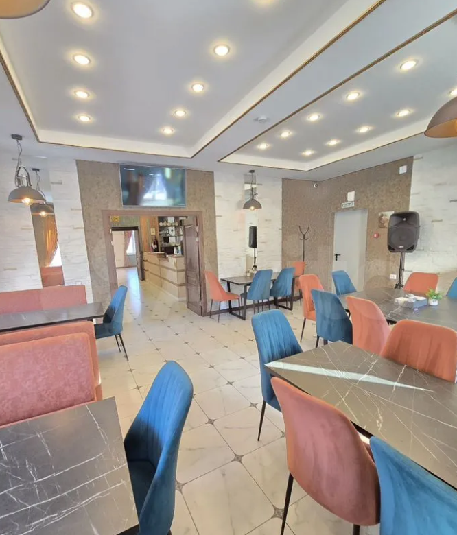    Ресторан-гостиницу "Флотилия" продают в Петрозаводске за 99 млн рублейАвито