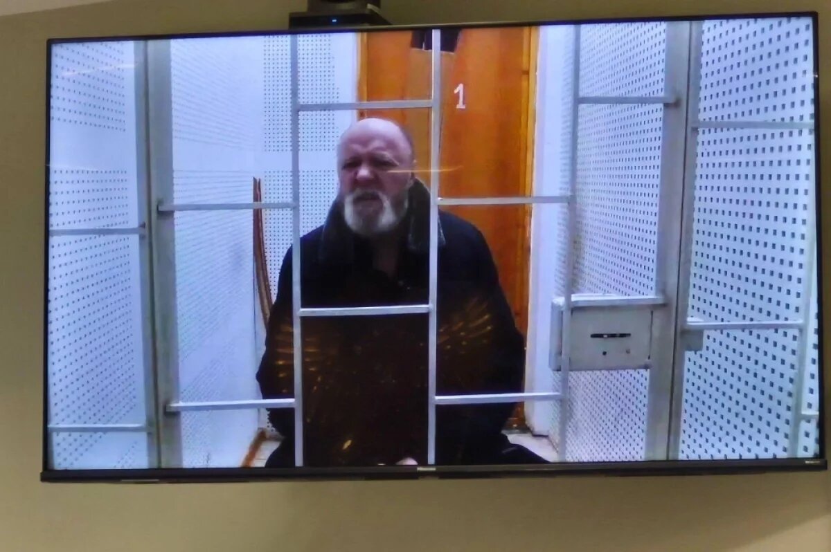    Бывший судья Центрального районного суда Сочи Слука останется под стражей