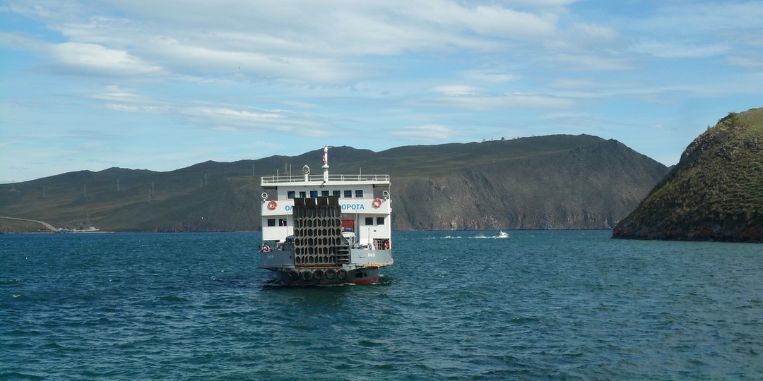 Переправа на Ольхон: от баркасов XIX века до современных паромов. Полное расписание и важные нюансы