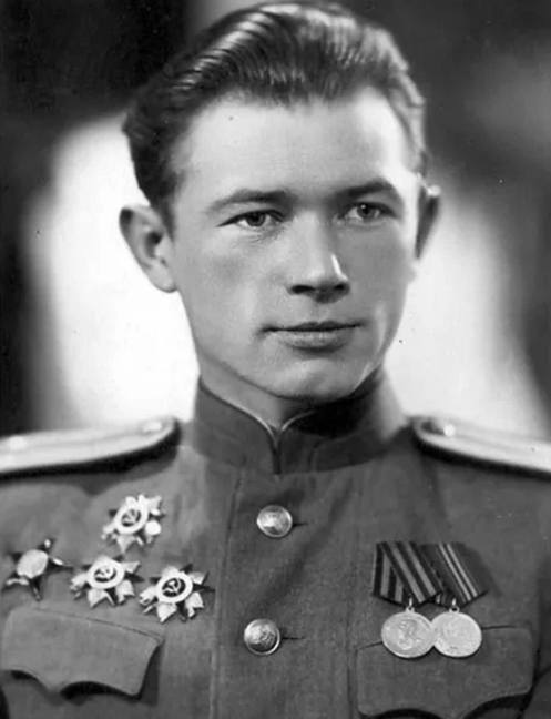 Василий Иванович Левашов. Фото: webkamerton.ru