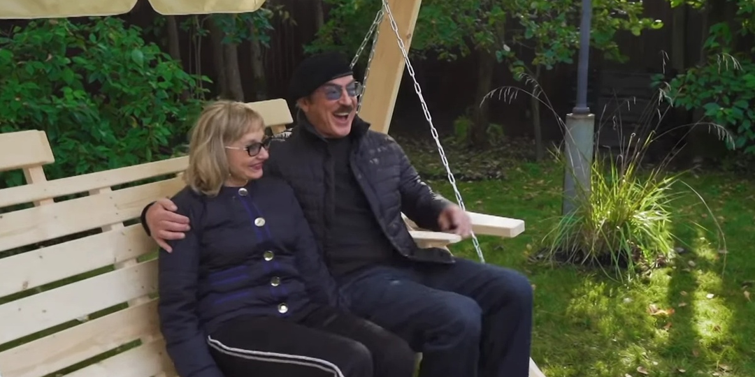 Усадьба из бруса и личный огород: Дом легендарного «Д'Артаньяна» - Михаила Боярского