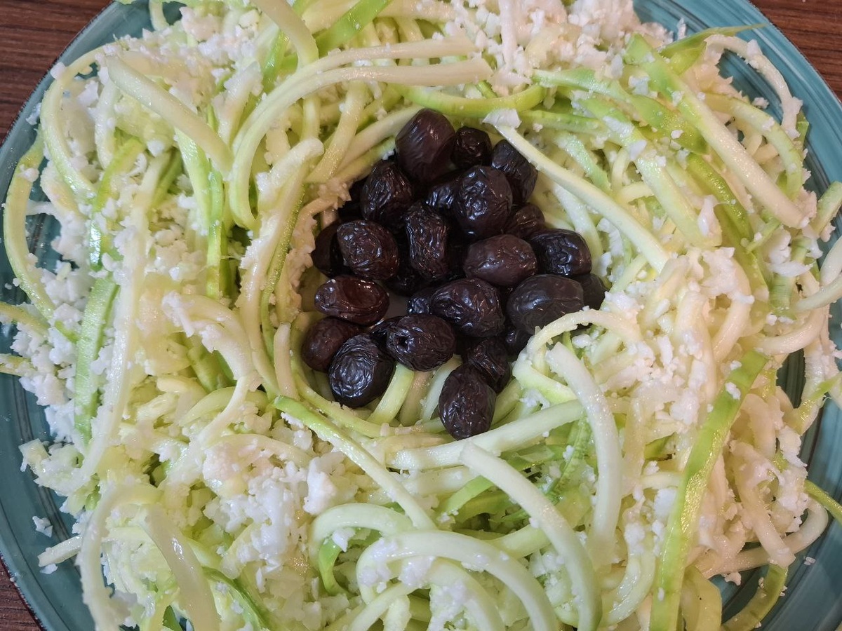 Салат "Гнездо кукушки"