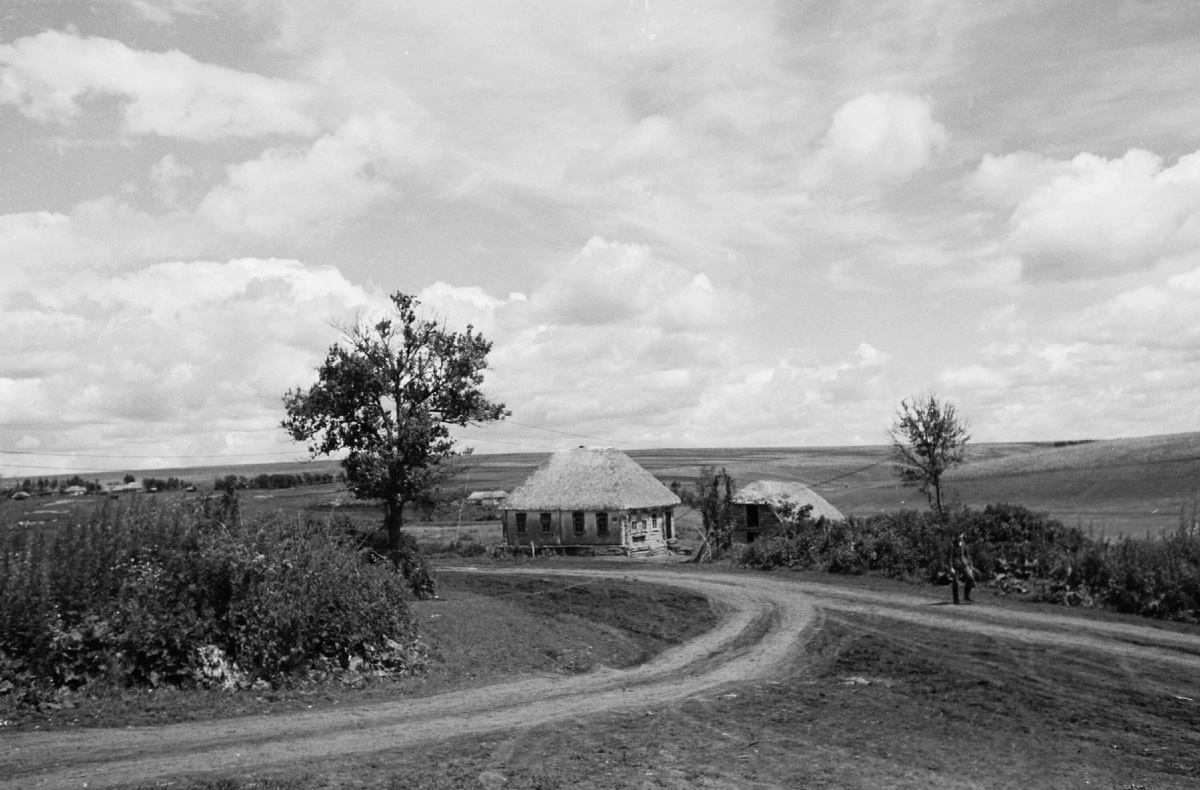 В одном из сел Воронежской области. Фото довоенных лет