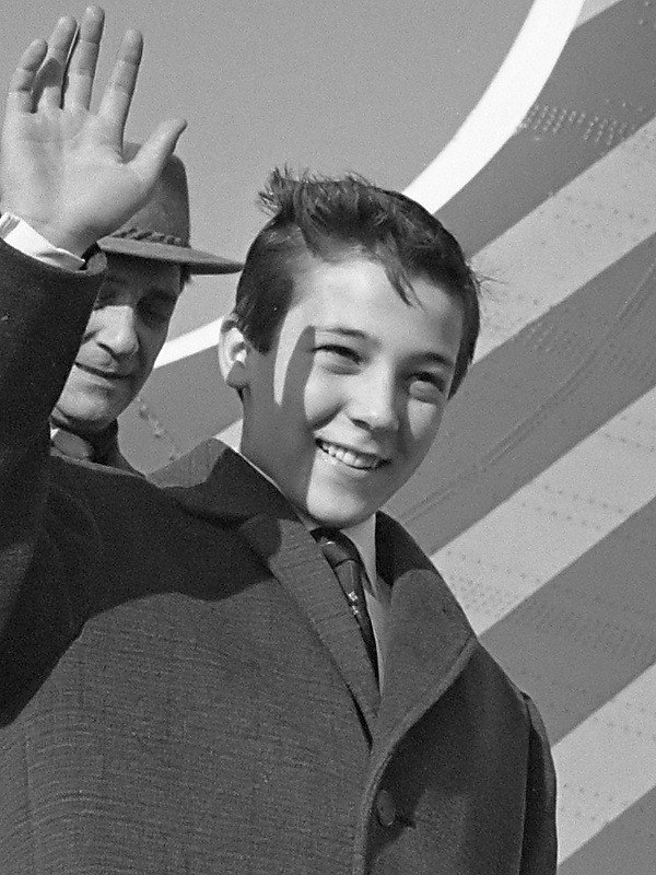 Робертино Лорети.