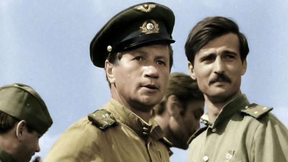 Кадр из фильма «В бой идут одни "старики"»