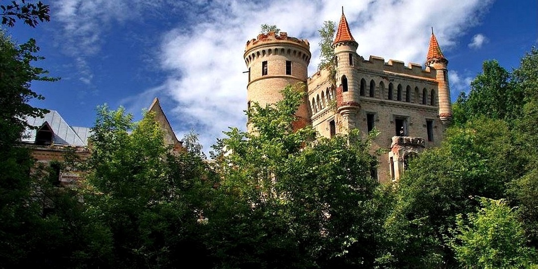 Усадьбу Храповицкого передадут области после десяти лет обсуждений