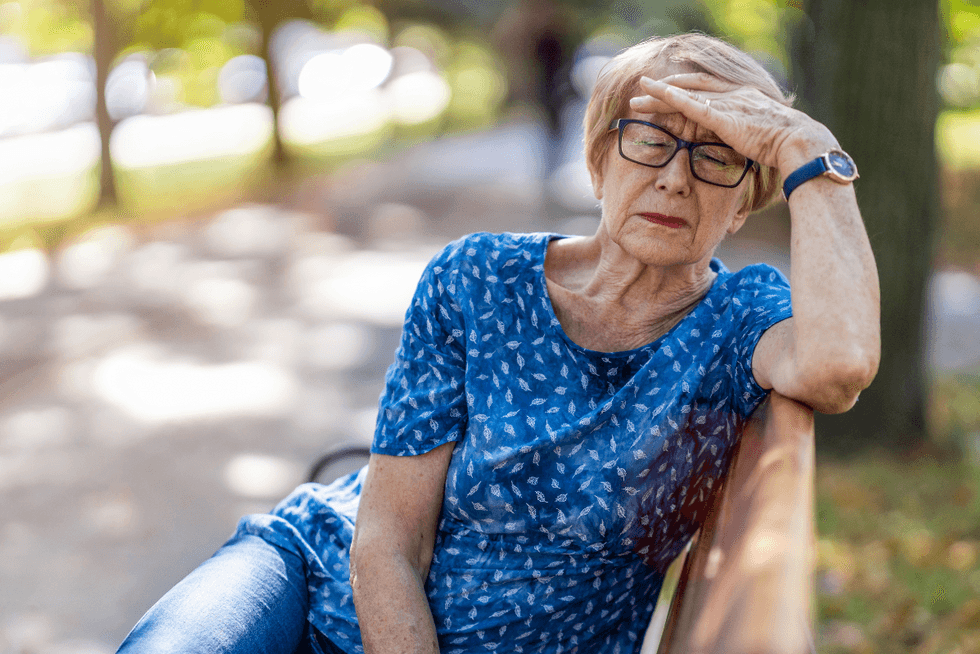 Кто такая «профессиональная бабушка»?