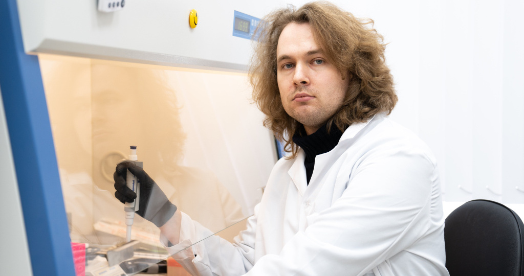 В Сеченовском Университете создали первые в мире системы доставки CRISPR для борьбы с гепатитом B