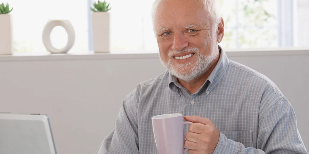 Старческая паранойя: симптомы и причины. Как помочь родственнику? Объясняет психиатр