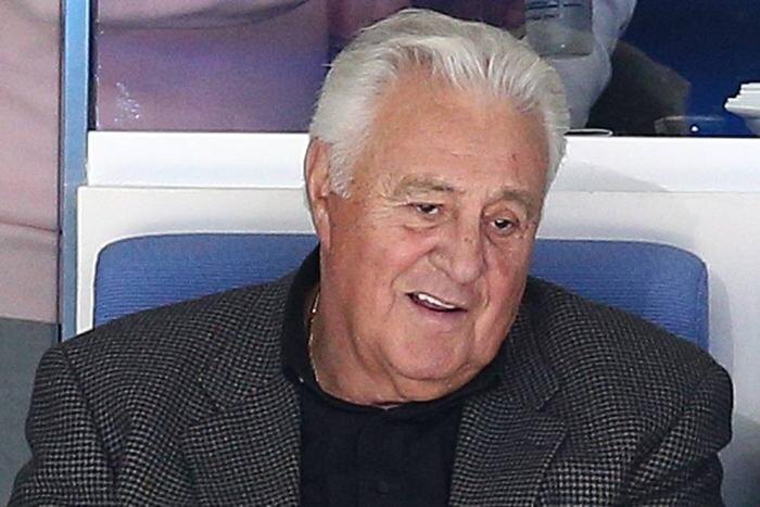 Фил Эспозито. Обложка © ТАСС / Станислав Красильников