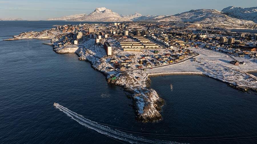    Фото: REUTERS/Marko Djurica