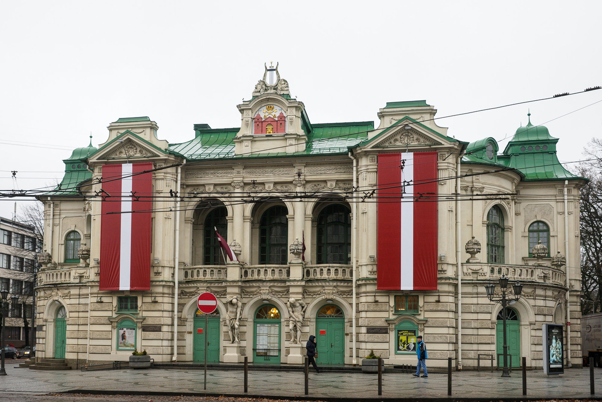 Здание Национального (ранее Русского) театра в Риге © Sputnik