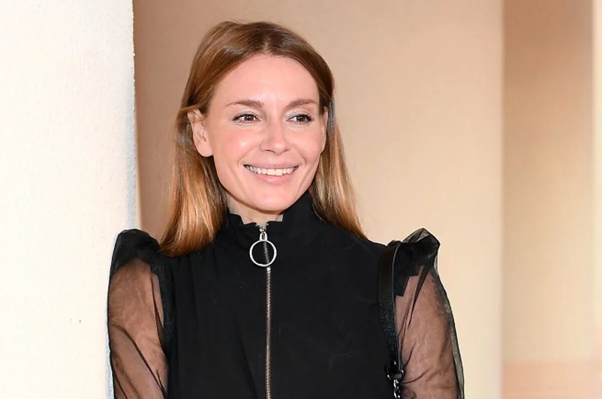    16 февраля Любовь Толкалина отмечает день рождения — 48 лет.