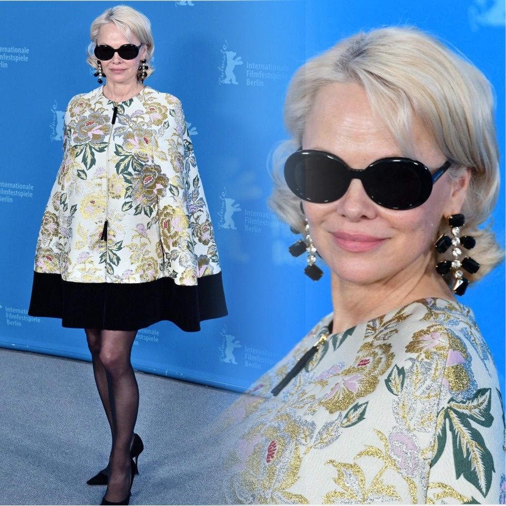 Памела Андерсон в Carolina Herrera (Источник: Соцсети)