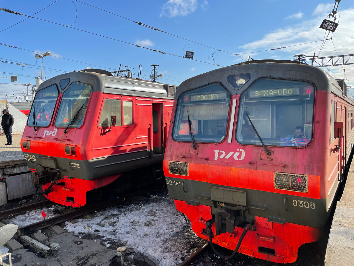 ЭД4М на конечной станции