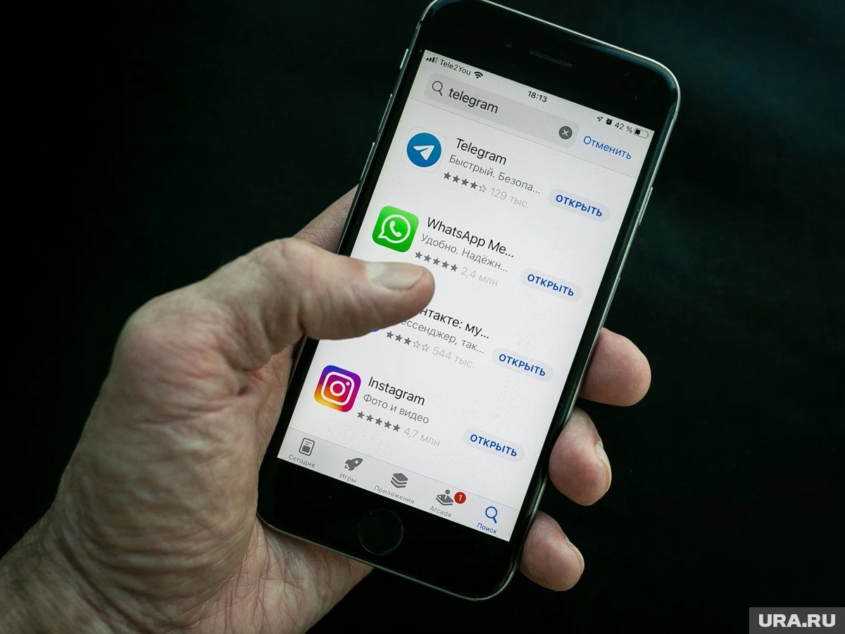     В Госдуме сказали, что использование зарубежных соцсетей небезопасно для российских граждан