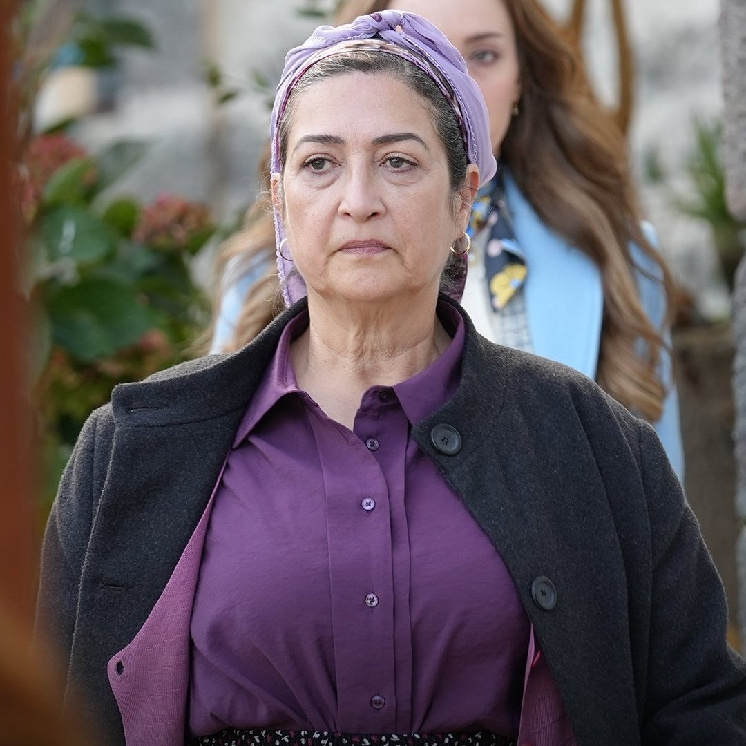 Кадр из сериала "Это море переполнится"