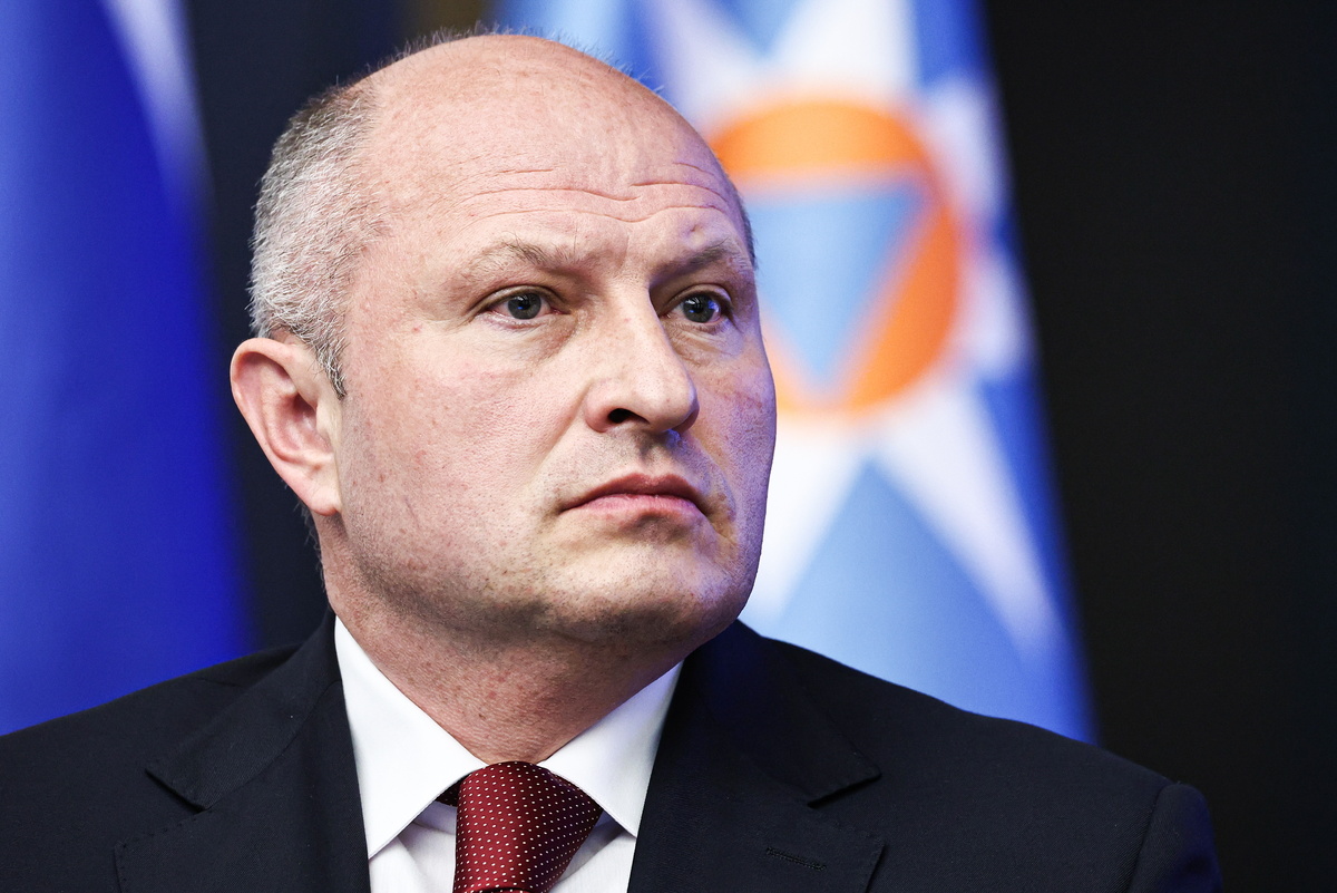    Глава МЧС России Александр Куренков  Михаил Терещенко/ТАСС