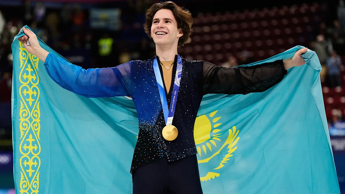 Михаил Шайдоров на церемонии награждения (Фото AP / TASS)