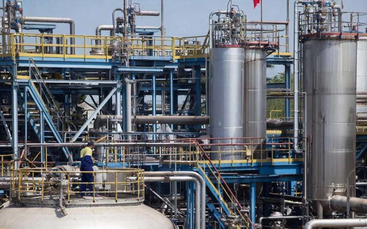    Сбербанк может обанкротить бизнес известного воронежского топливника Владимира Прохорова Фото – GigaChat