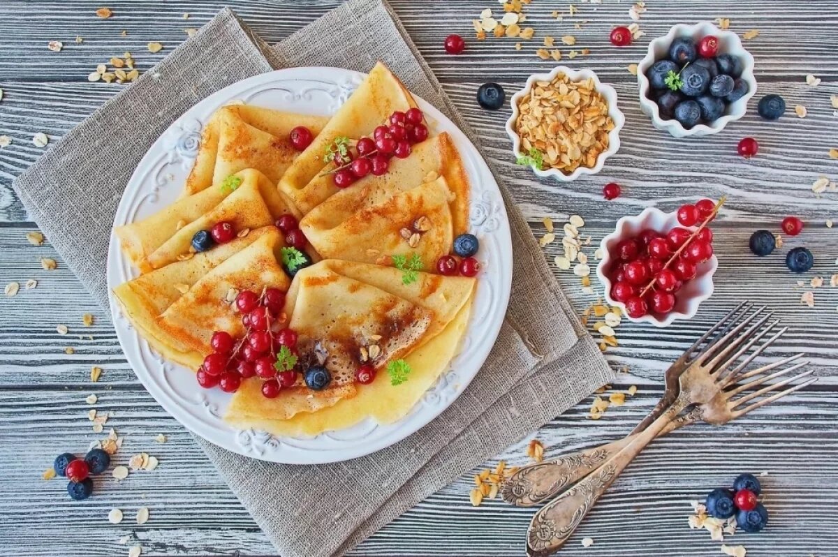    Собиратель традиций южноуральской кухни Лена Москаленко печёт блины по старинным рецептам