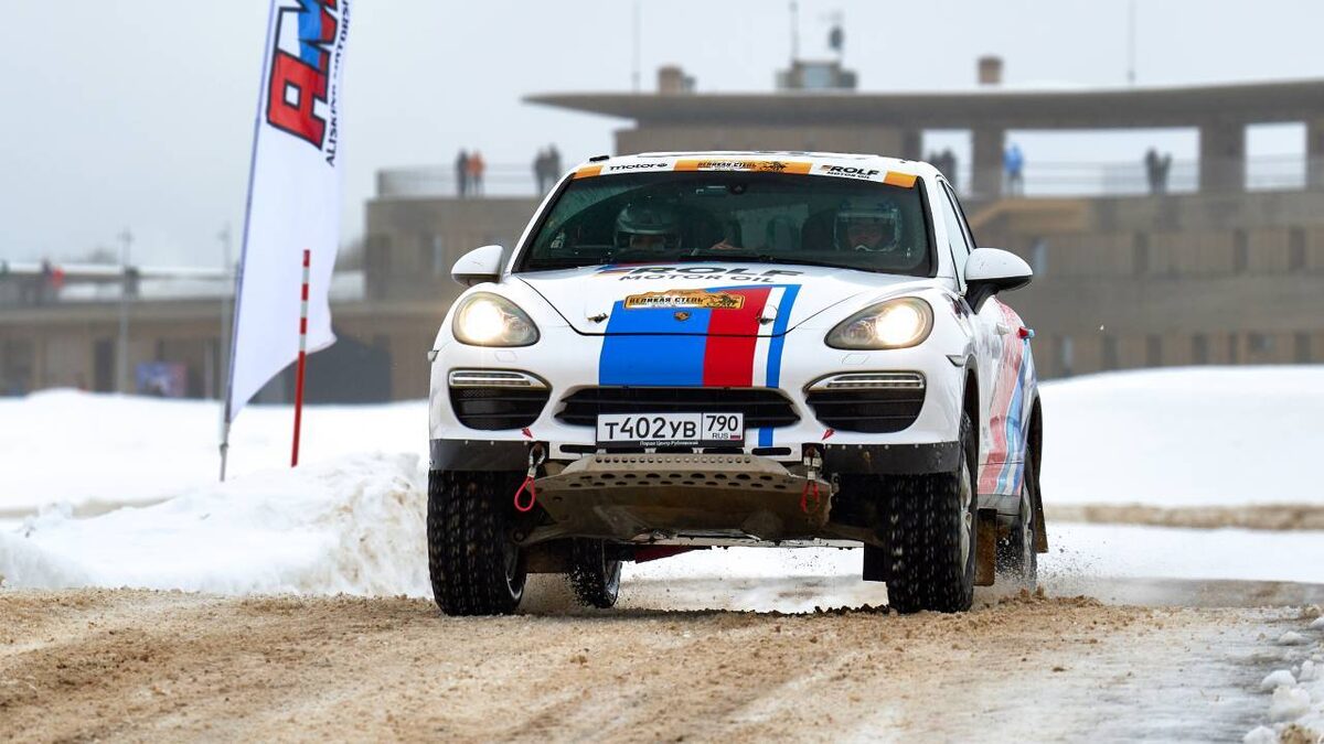    Максим Морозов