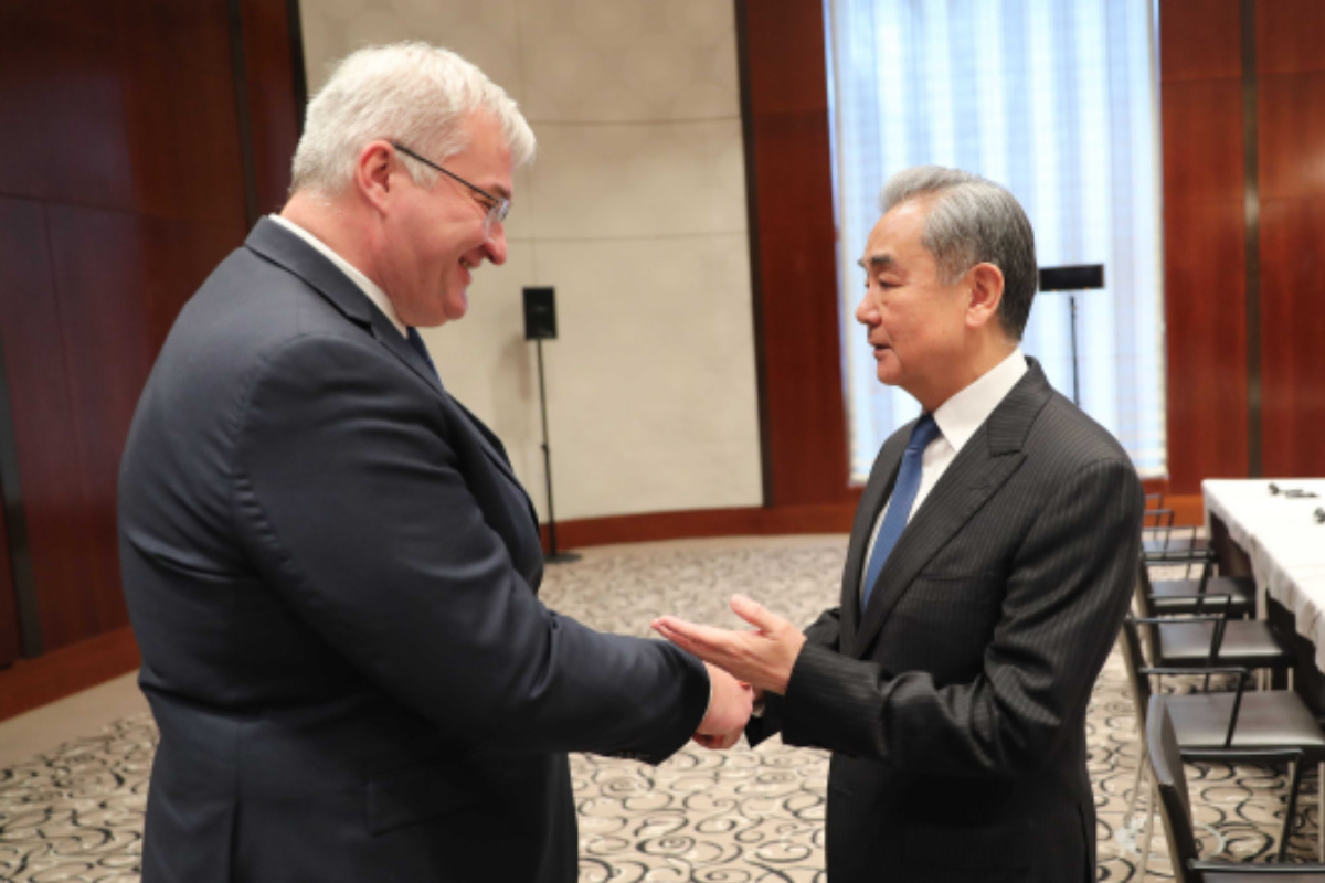    Фото: МИД КНР, источник: www.fmprc.gov.cn