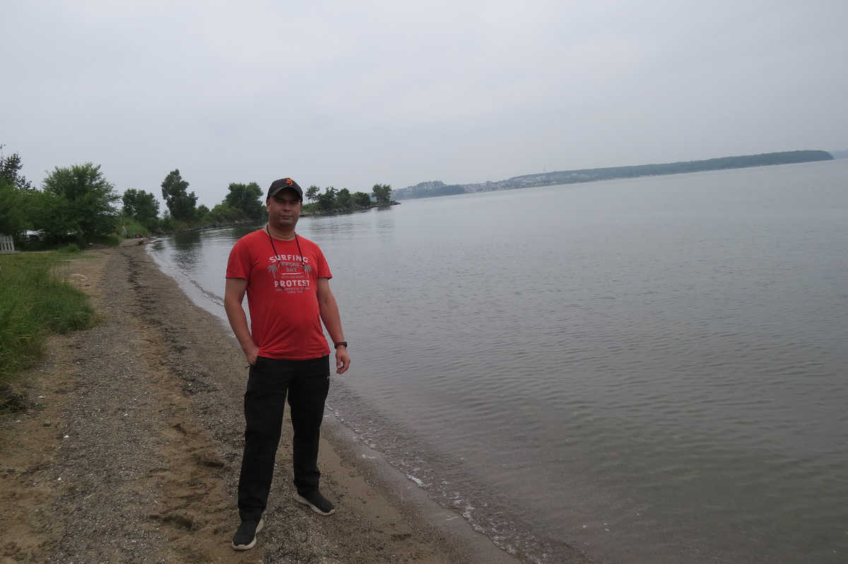 Где-то на море