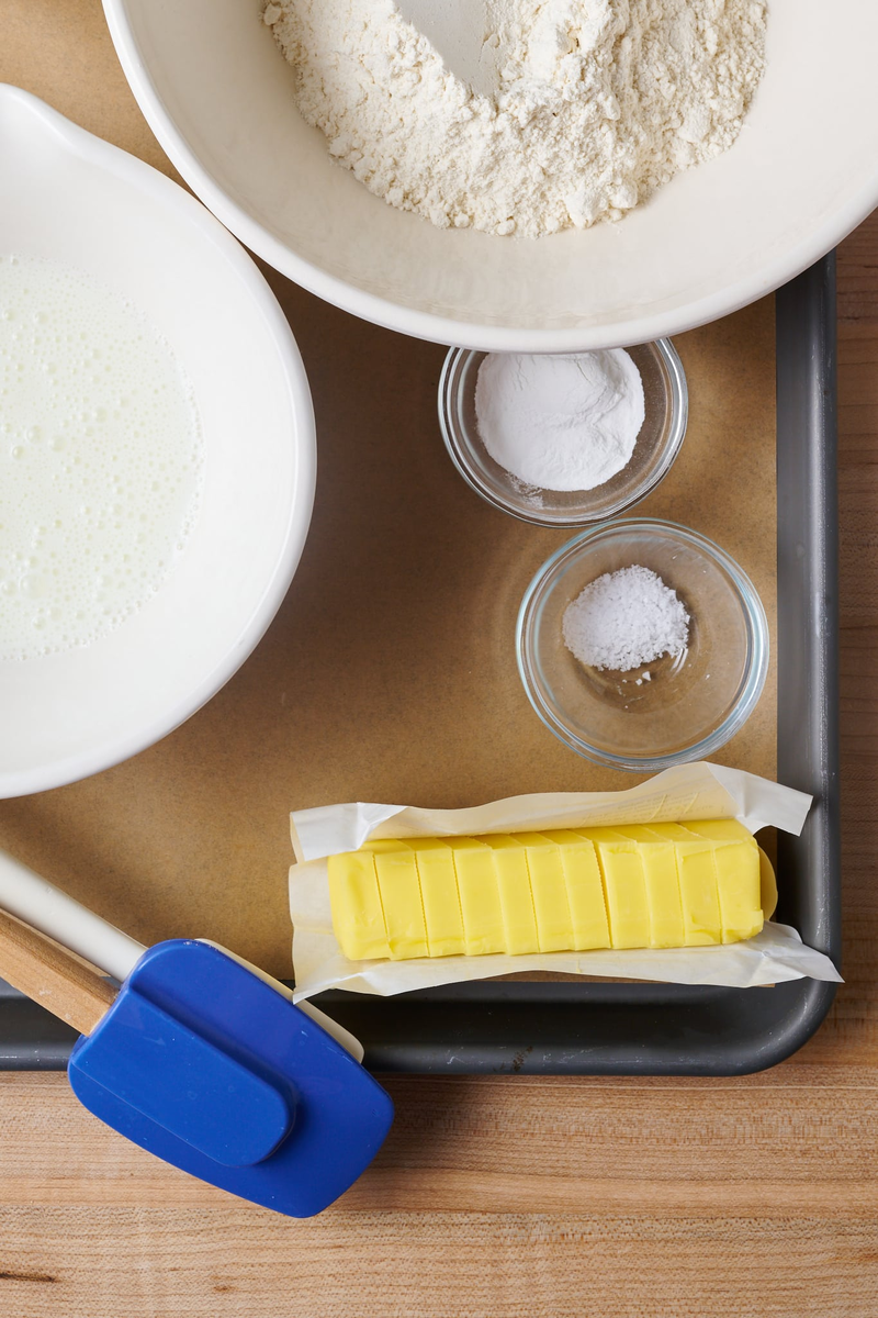 Сливочное масло порезанное для смешивания с мукой 