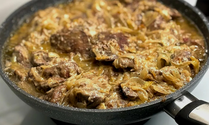 Куриная печень в соусе