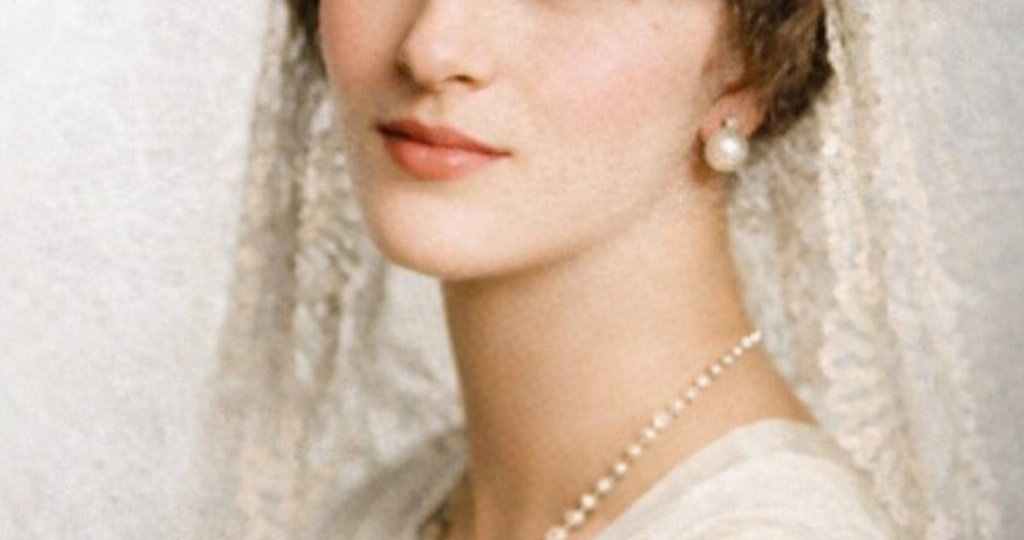 Как резко состарилась красавица: одного «возраста» с матерью