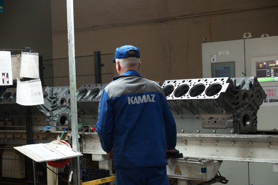    КАМАЗ открыл завод автомостов за 6,5 млрд рублей в Набережных Челнах GLOBAL LOOK PRESS