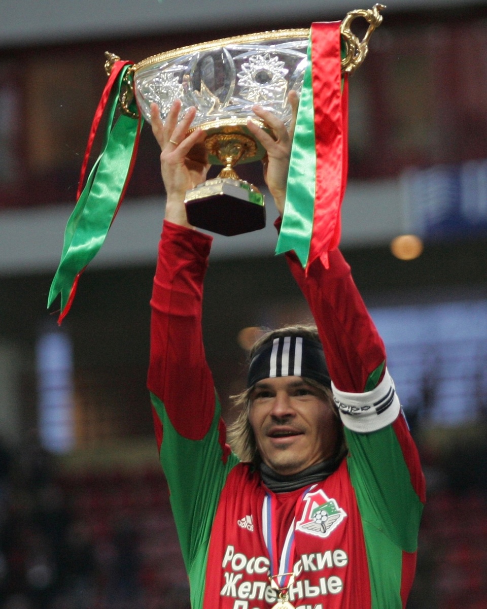 Дмитрий Лоськов в Московском Локомотиве. Выступал за клуб с 1997 по 2007 и 2010 по 2013 и в 2017 году
