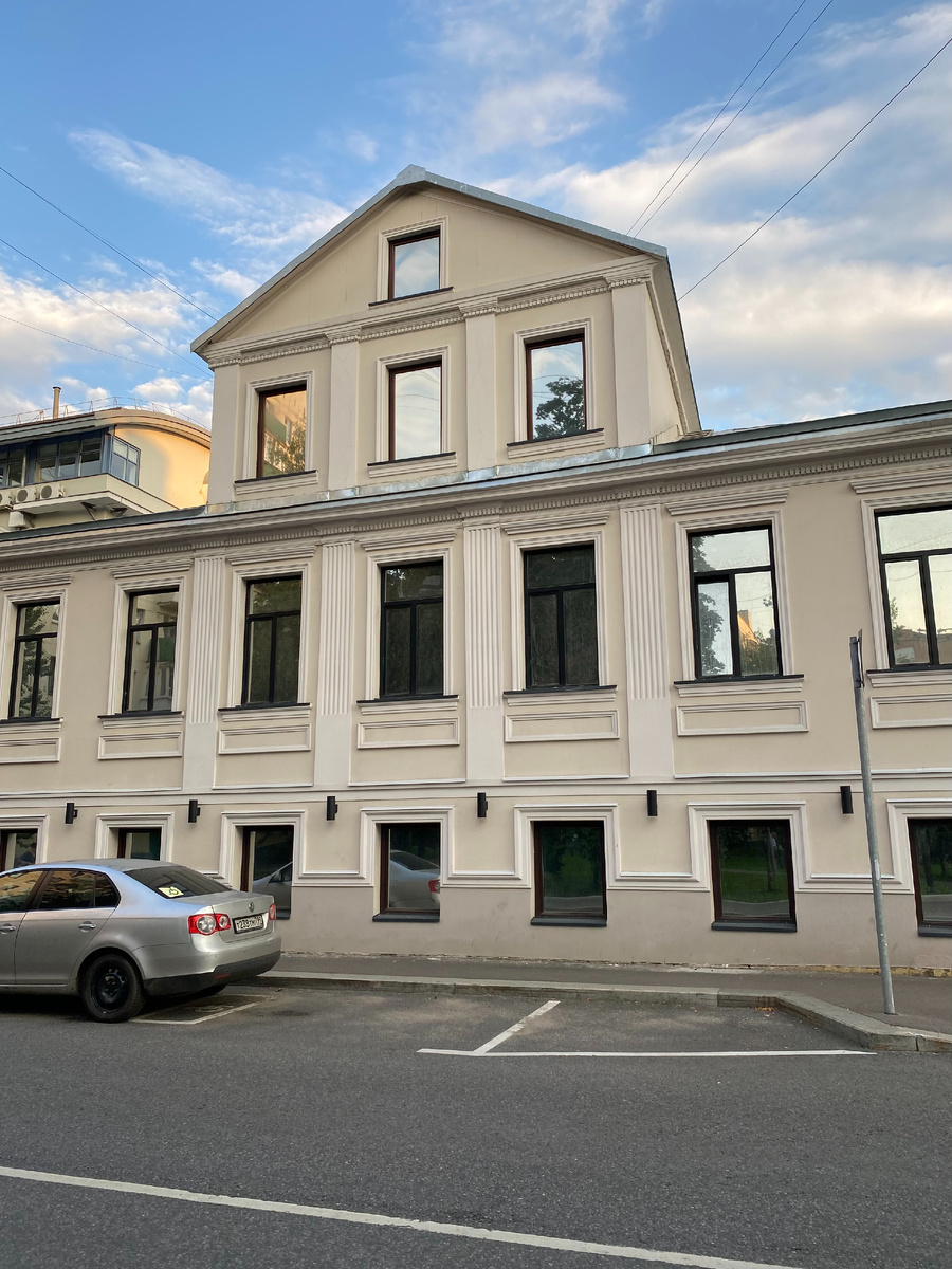 Фото автора канала. Дом Е. Н. Драгуновой.