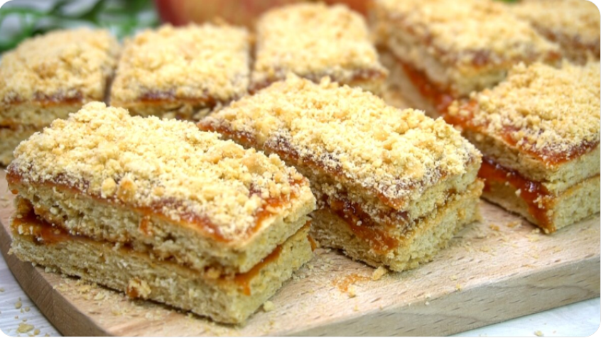 Пирожное из детства "Песочные полоски". Готовлю когда хочется чего-нибудь вкусненького...