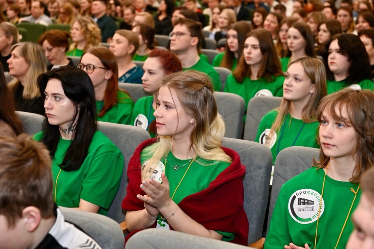   Открытие регионального этапа чемпионата «Профессионалы». Фото: «Республика» / Оксана Кудряшова
