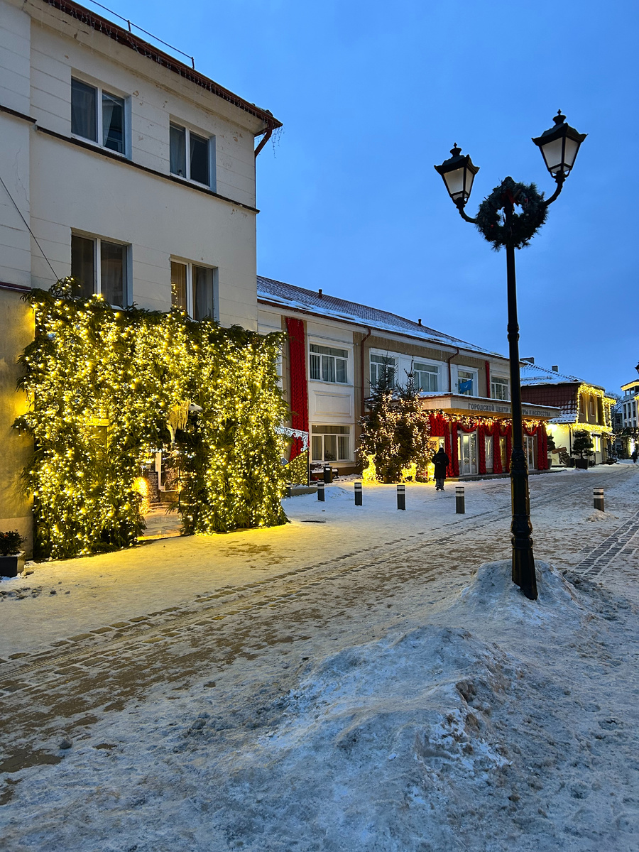 Утренний Курортный проспект Зеленоградска (фото автора)