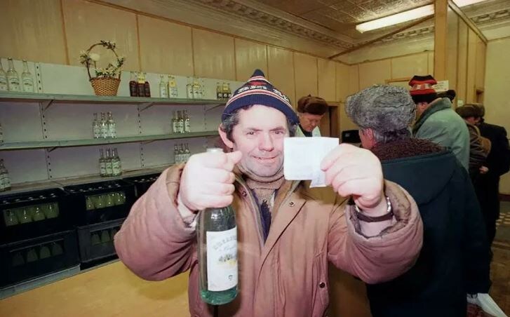 "150 рублей в СССР - это сейчас сколько?" - спросил внук у деда, который прожил половину жизни в Советском союзе