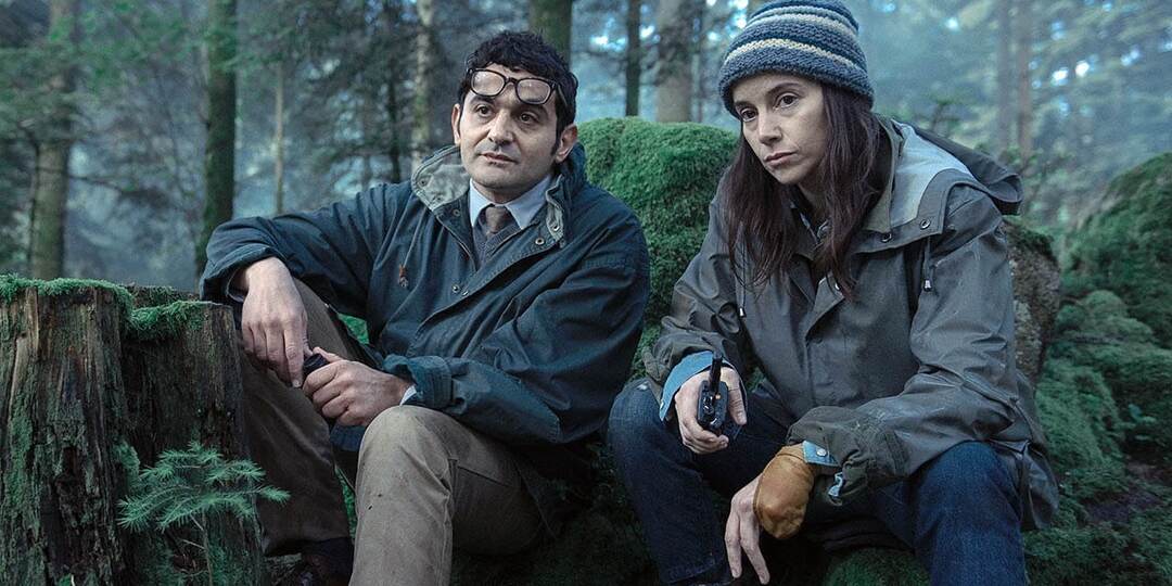 8 детективных сериалов, где улики ведут в потусторонний мир, а истина оказывается страшнее любой версии