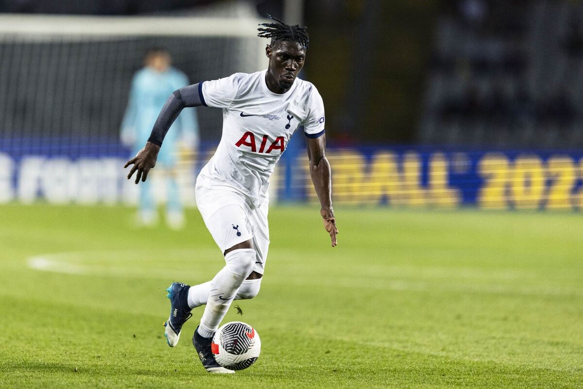     Футболист «Тоттенхэма» и сборной Мали Ив Биссума