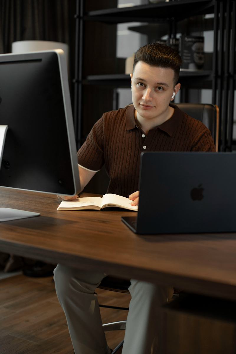 Михаил Тесленко