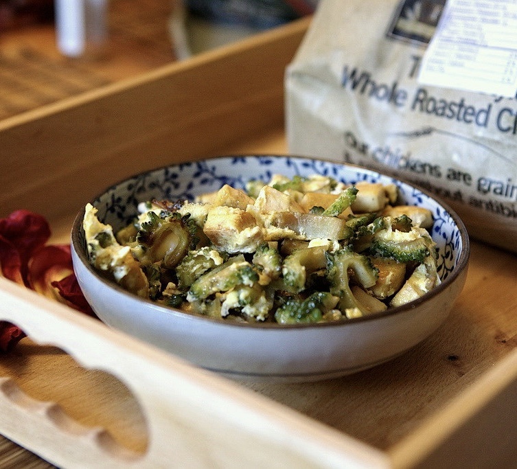 Тямпуру с горькими огурцами