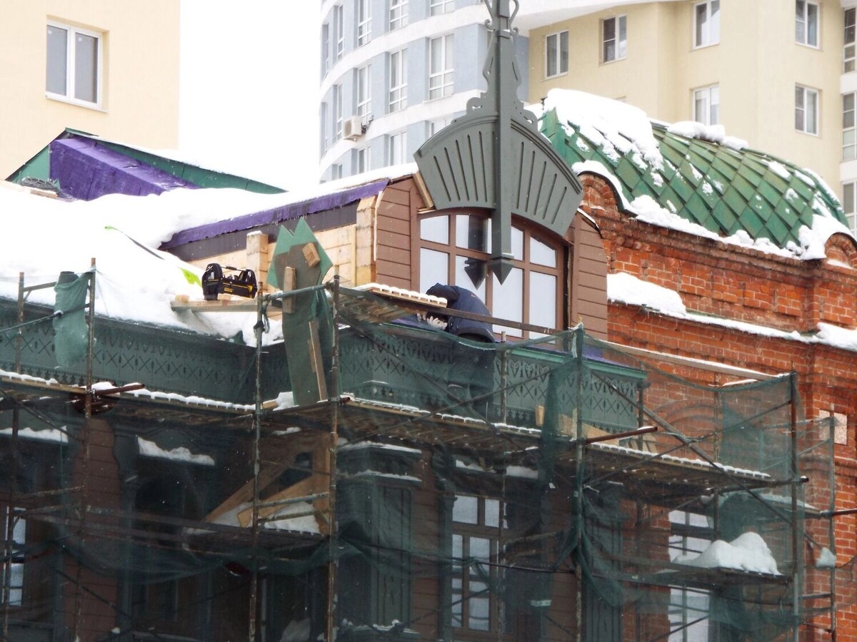    В Нижнем Новгороде продолжаются работы по восстановлению исторических зданий   newsnn.ru