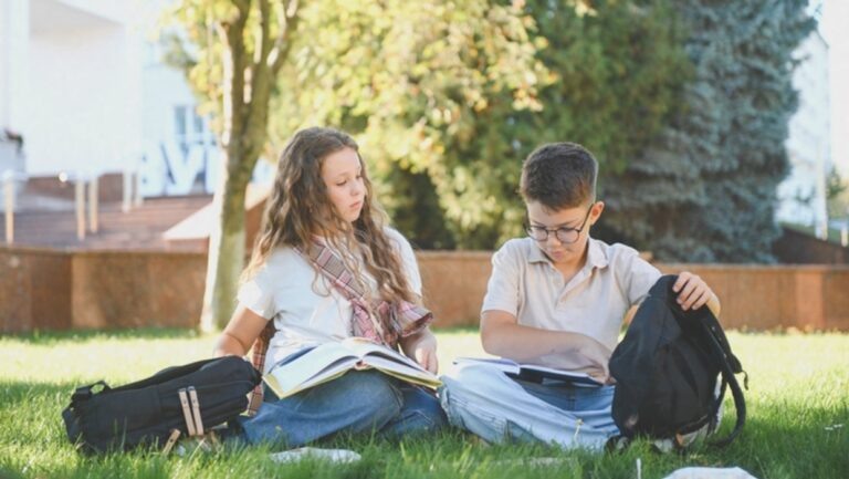    Иллюстрация к материалу: Обучение на природе: как свежий воздух влияет на успеваемость и самочувствие детей