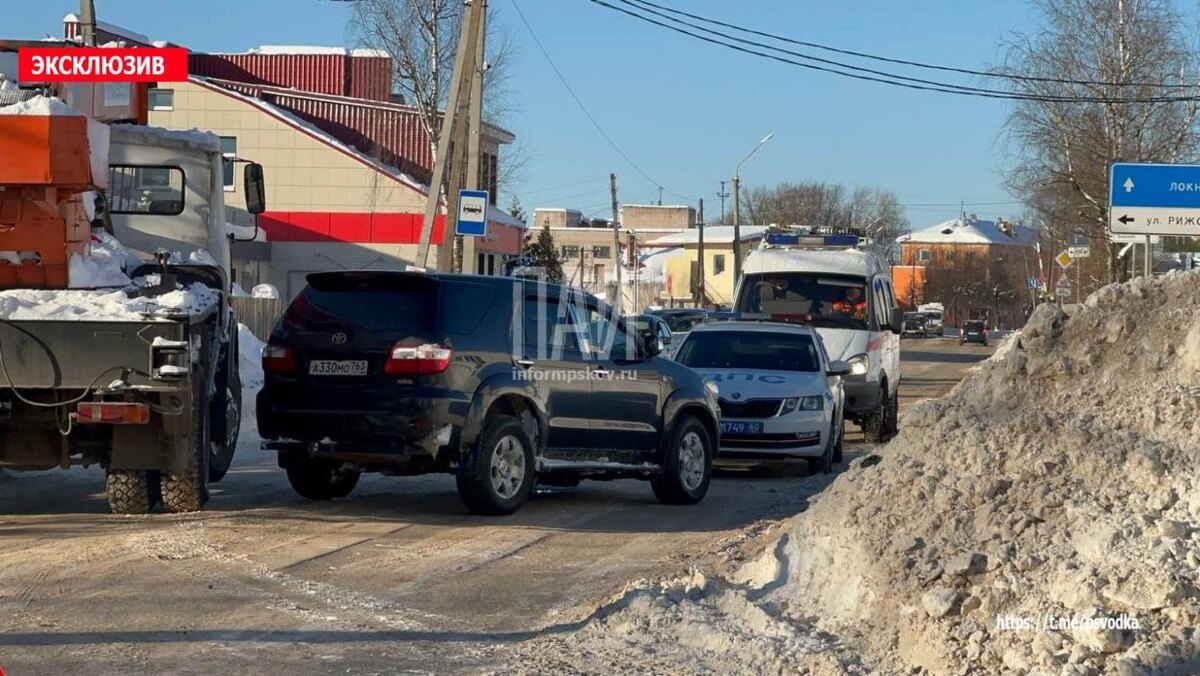 20-летний молодой человек пострадал в ДТП в Великих Луках
Фото: Telegram-канал «Псковская сводка. ПАИ»